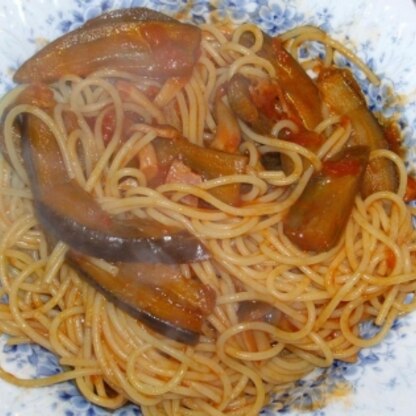 トマトの風味がとても効いたパスタでした。